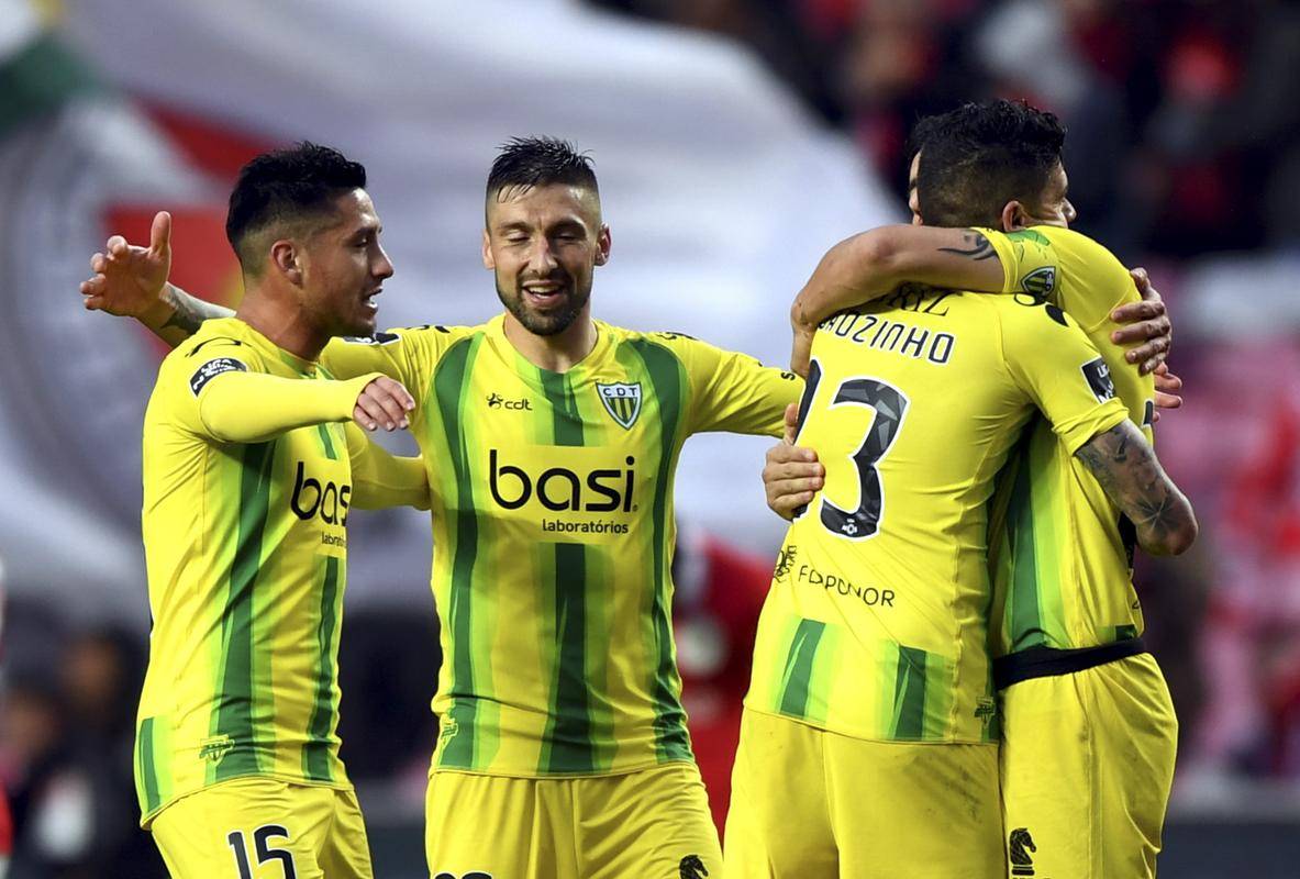 关于今晚皇家社会调整名单以备葡超，绝杀压哨环节打磨，更衣室稳定，球队文化再被提及的信息-欧博ABG游戏官网